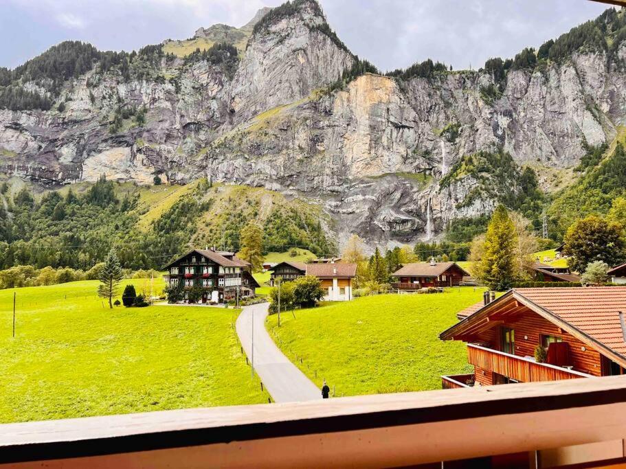 Waterfall View Kandersteg Exteriör bild
